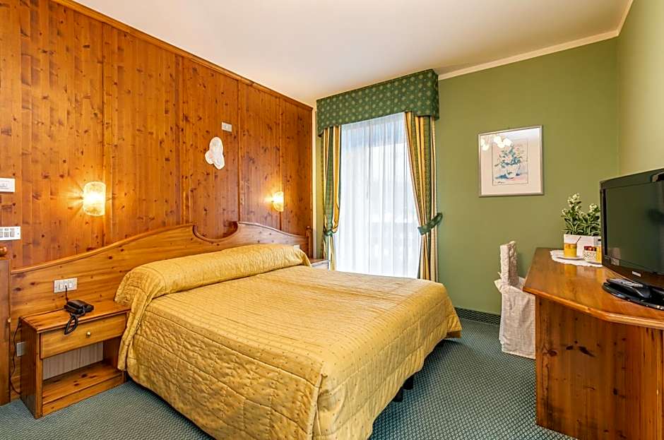 G. Hotel Des Alpes (Classic since 1912)