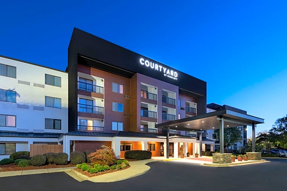 Courtyard by Marriott Burlington