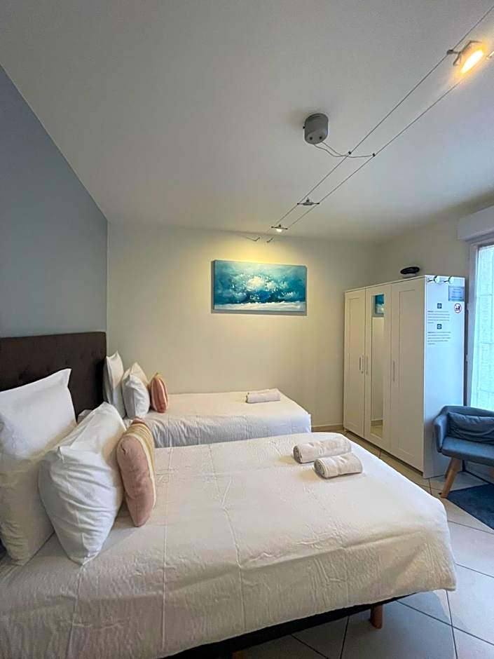 LA MARINA-Center-Parking-StationtoParis