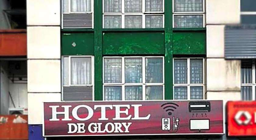 DE GLORY HOTEL USJ 21