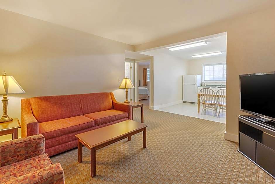 Ogunquit Hotel and Suites