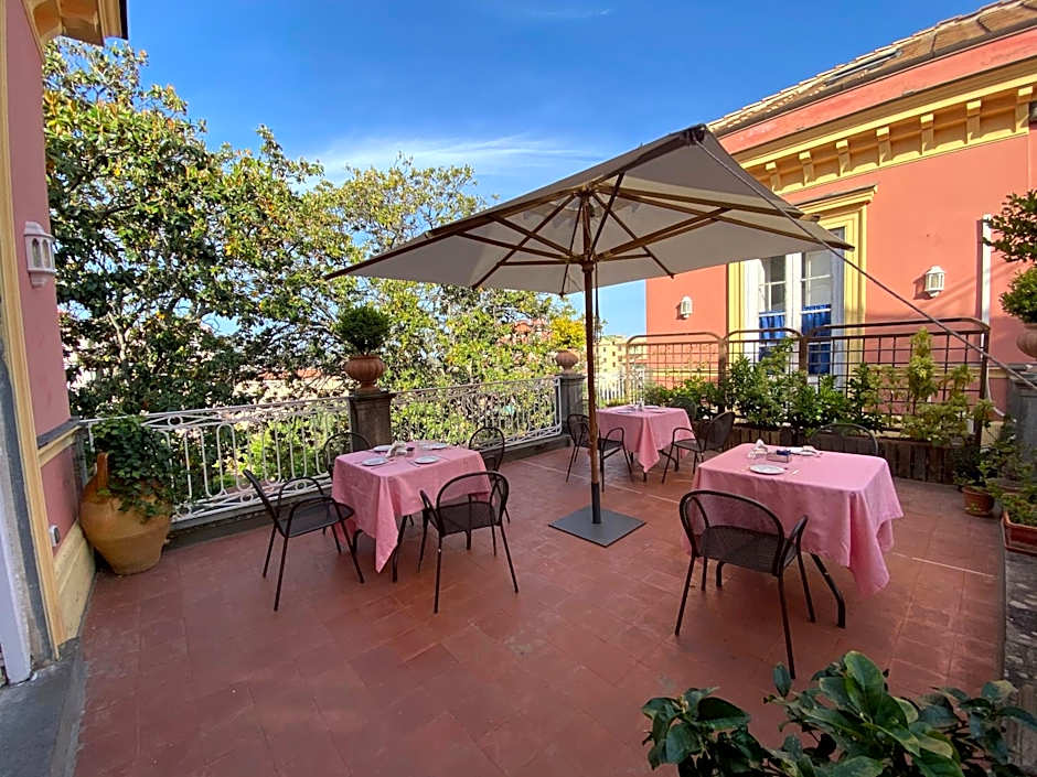 The Secret Garden Relais