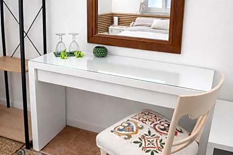 Double Room with Private External Bathroom