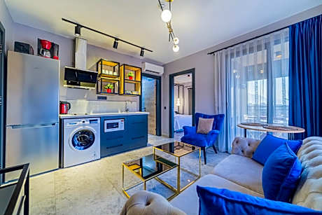 Queen Suite with Sea View