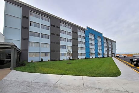 Wingate by Wyndham Wichita Airport