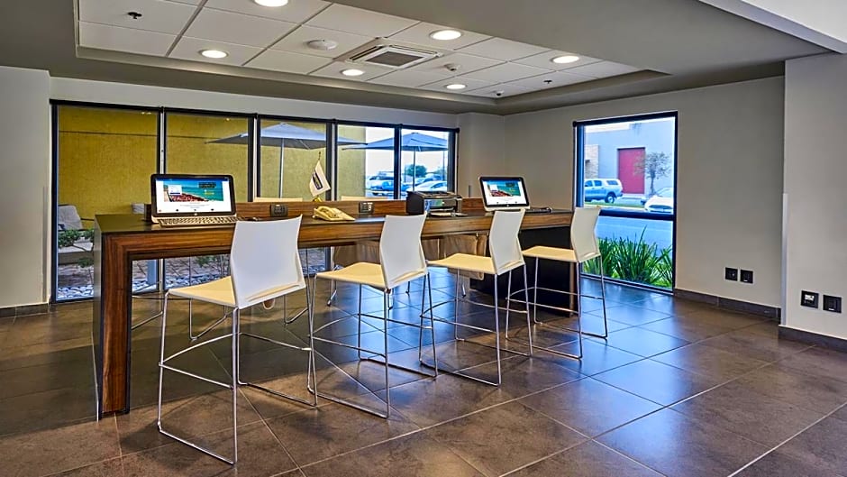 City Express by Marriott Monterrey Norte