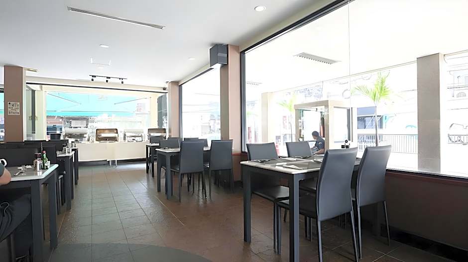 Admiral Suites Bangkok