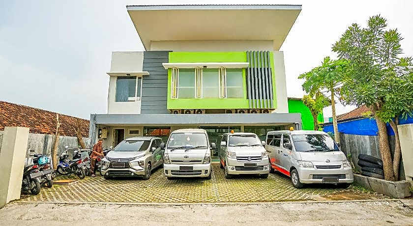 Ardhya Guesthouse Syariah