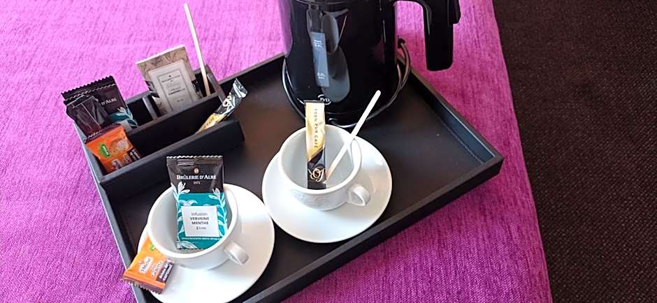 Brit Hotel Vannes - Theix Golfe du Morbihan