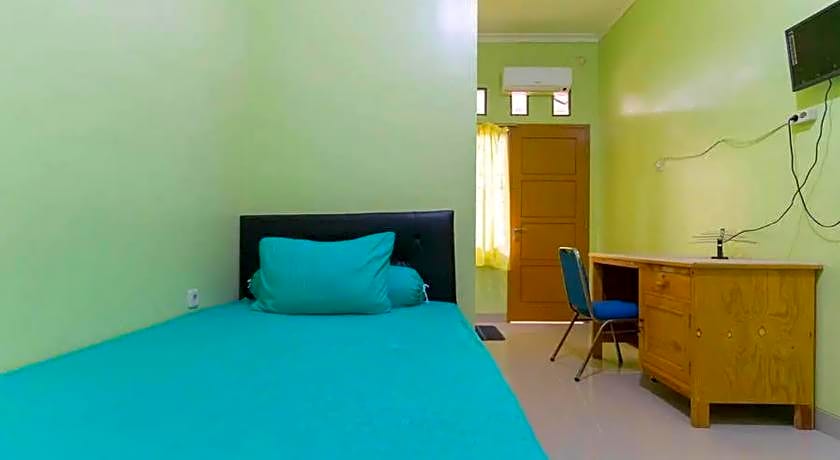 Kostawira Syariah Bintaro Mitra RedDoorz