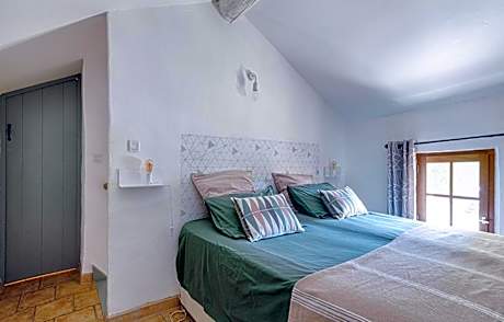 One-Bedroom Cottage