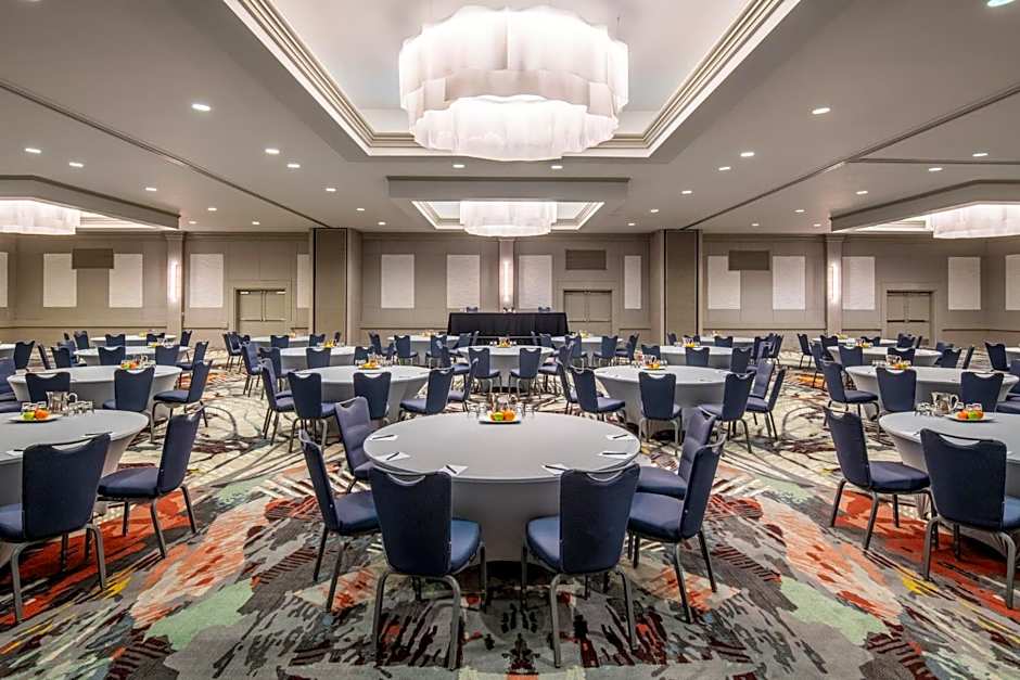 Crowne Plaza Cabana Hotel By IHG