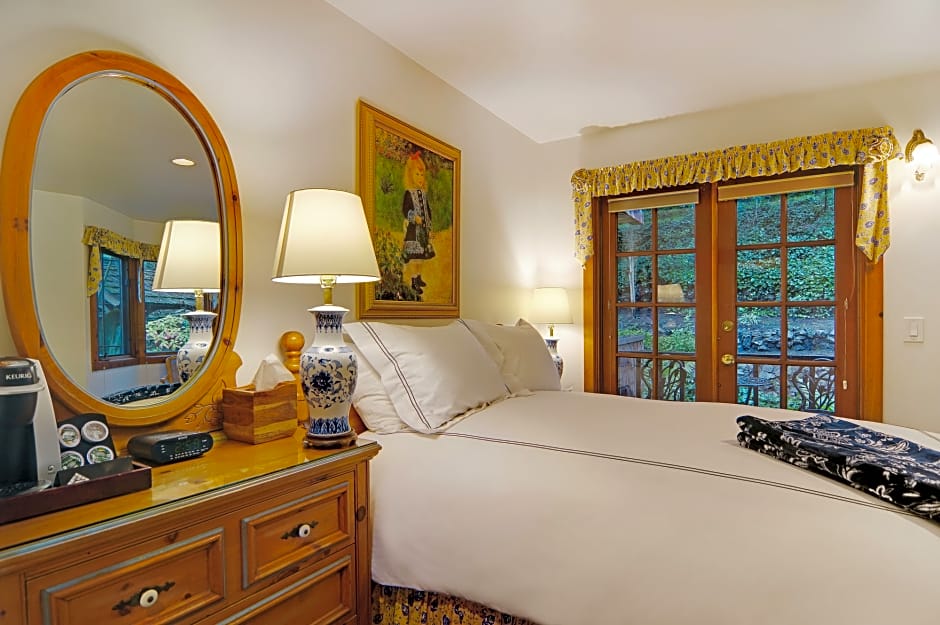 Babbling Brook Inn