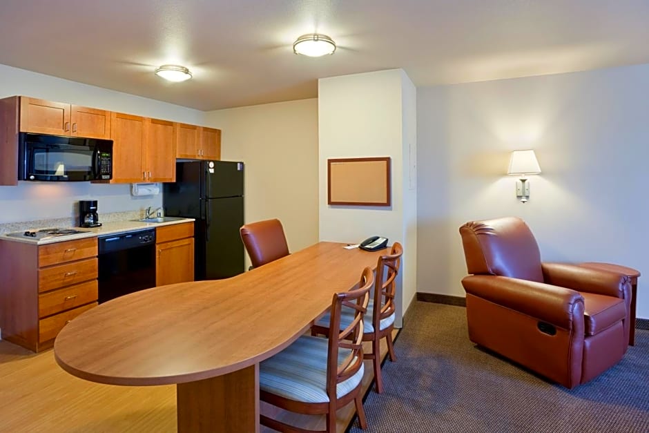 Candlewood Suites Lakewood – Lakewood, WA