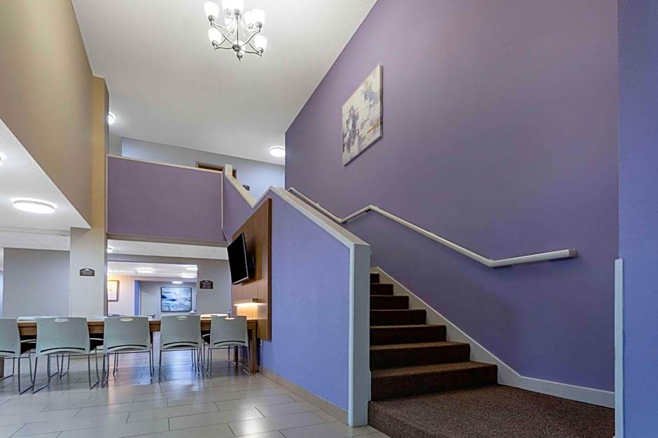 Microtel Inn & Suites by Wyndham Southern Pines / Pinehurst