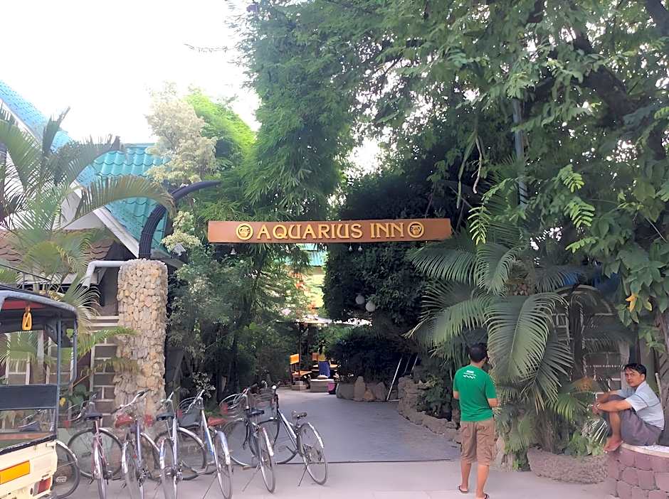Aquarius Inn