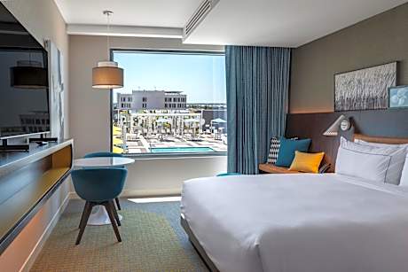 King Room with Pool View