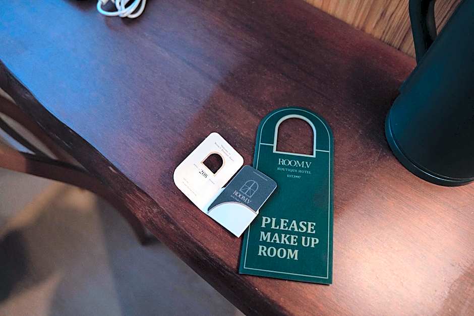 Room V @ Jalan Sultanah