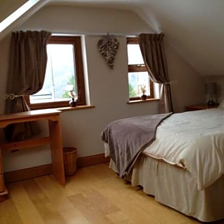 Small Double Room with Private External Bathroom and Slanted Ceilings - Second Floor