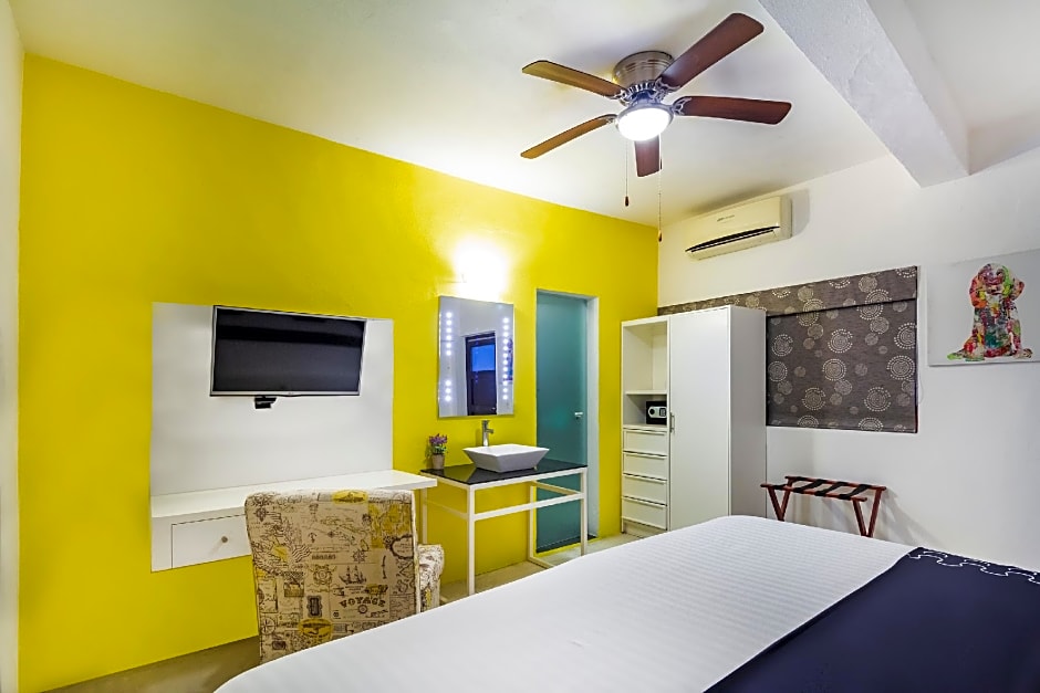 Capital O Hotel 522