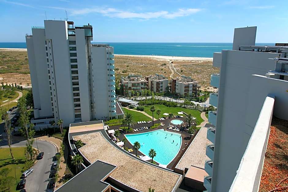 Aqualuz Troia Rio by The Editory