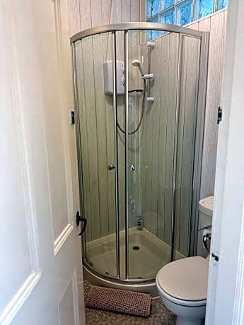 Single Room with Shared Bathroom