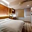 V8 Ziyuangang Hotel