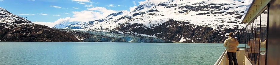 Glacier Bay Lodge