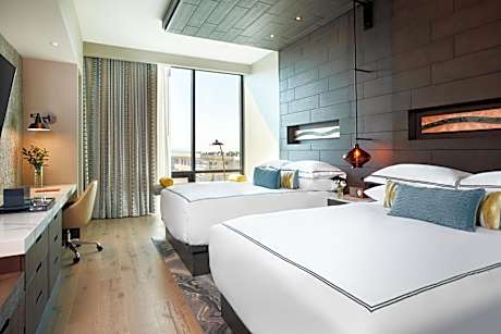 Standard Queen Room with Two Queen Beds - Hearing Accessible