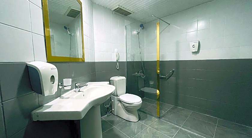 Royalisa Hotel