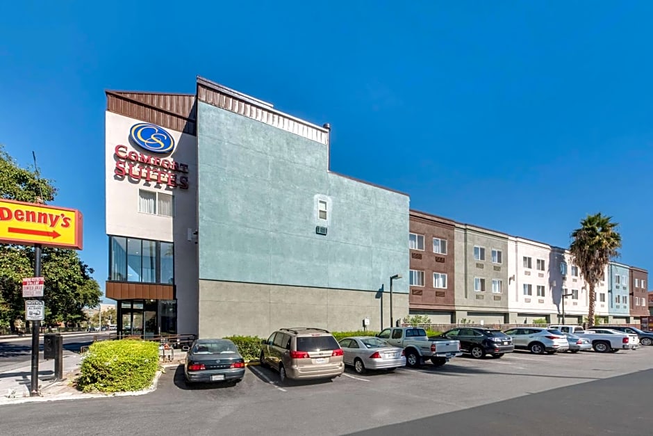 Comfort Suites San Jose Airport