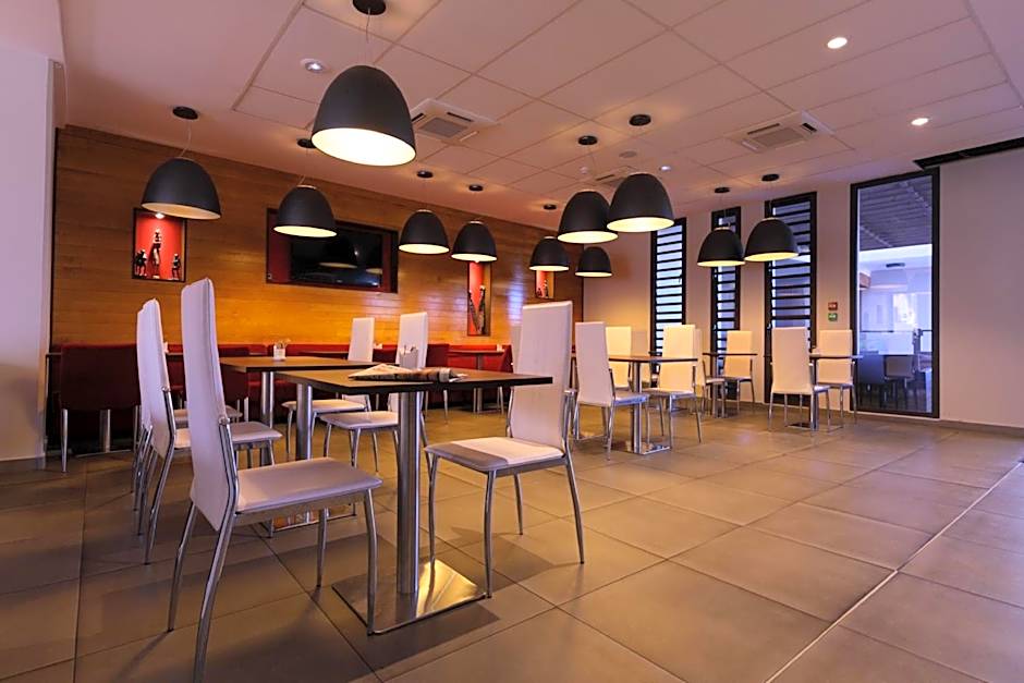 Tulip Inn Sainte Clotilde, La Réunion, navette gratuite vers l'aéroport