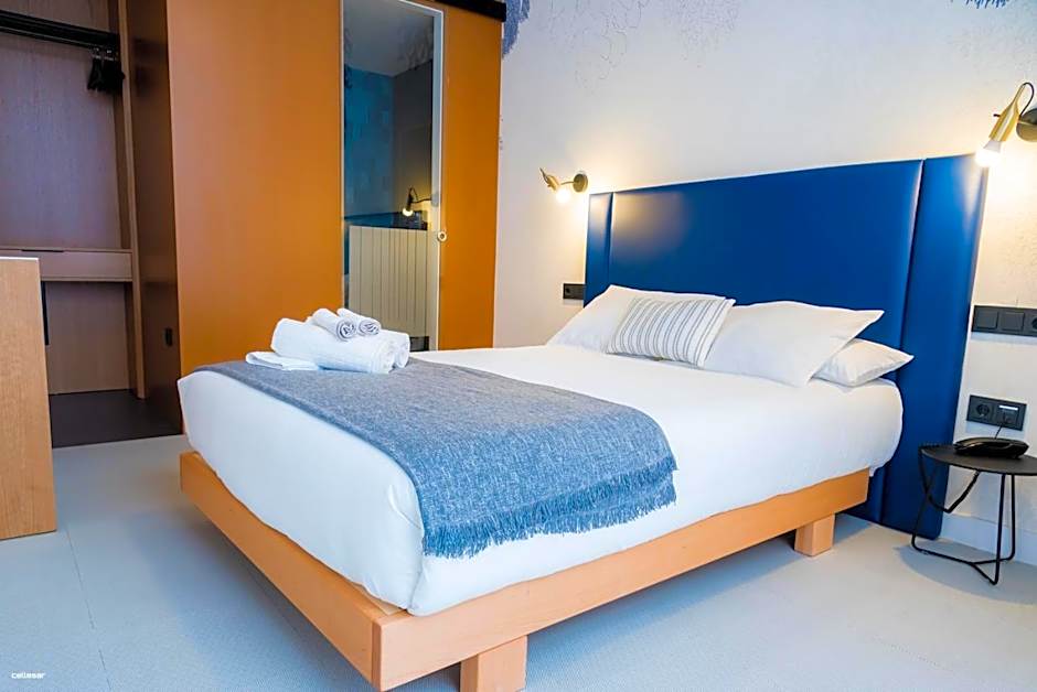 Welldone Quality - Crystal pool