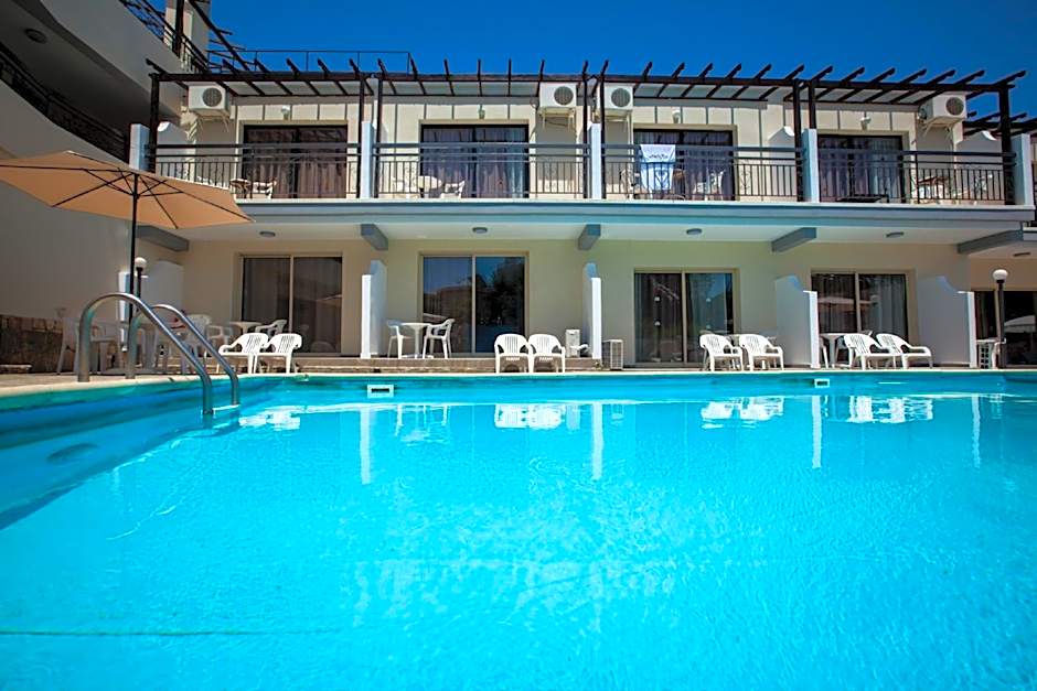 Crystallo Apartments