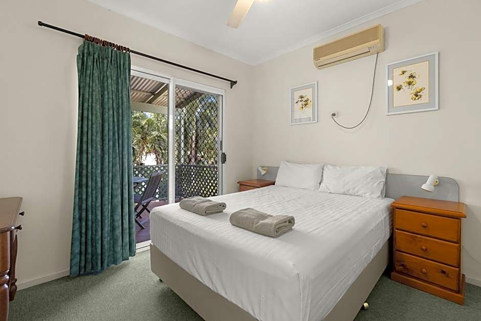 Cable Beachside Villas