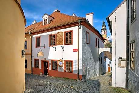 Castle View Apartments