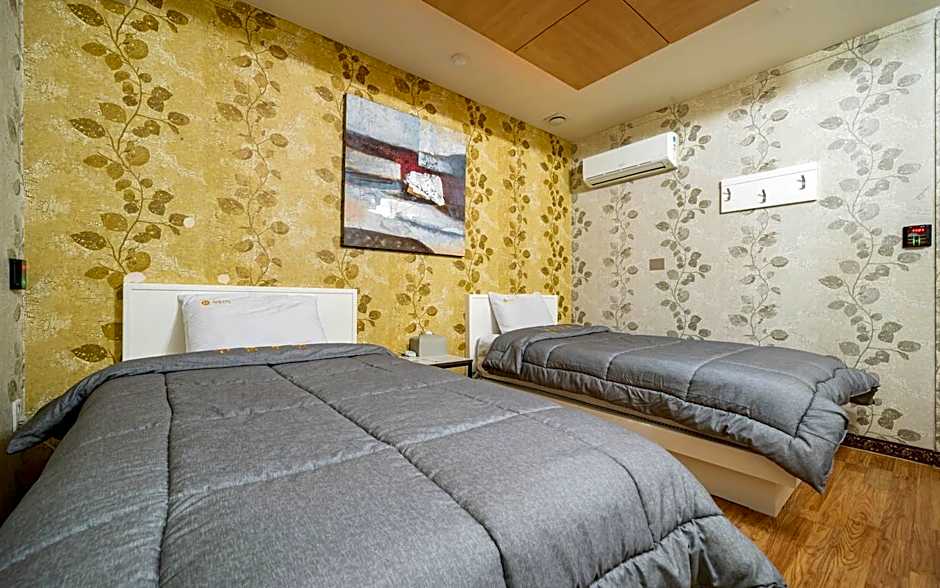 Andong Hotel