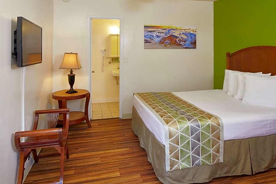 Pacific Marina Inn