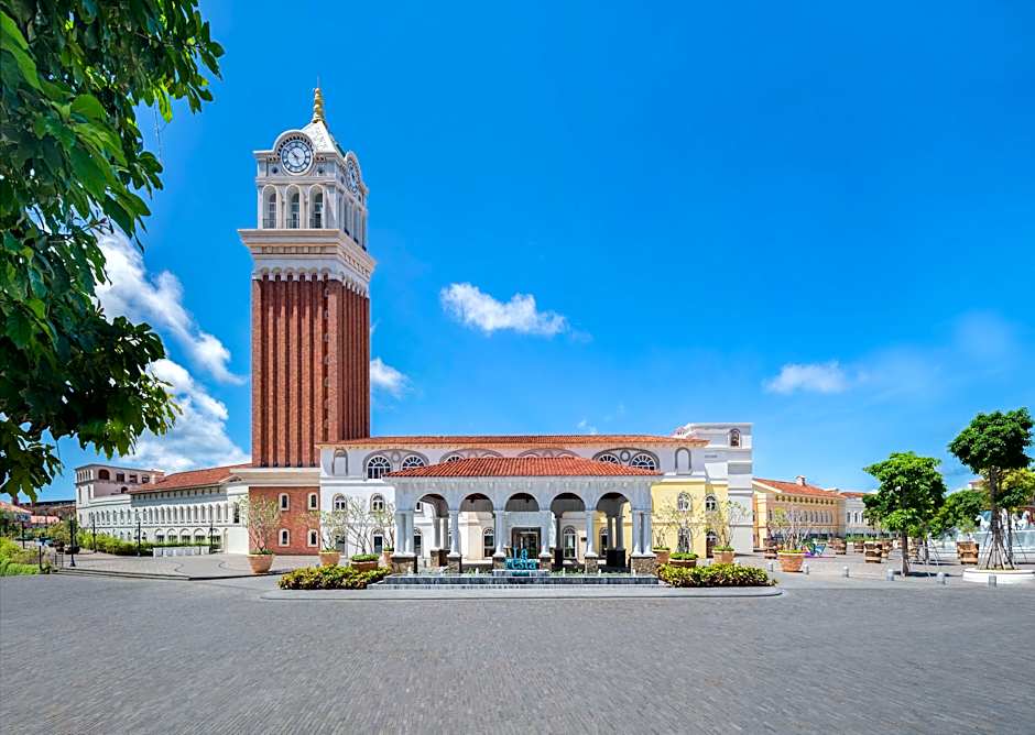 La Festa Phu Quoc, Curio Collection By Hilton