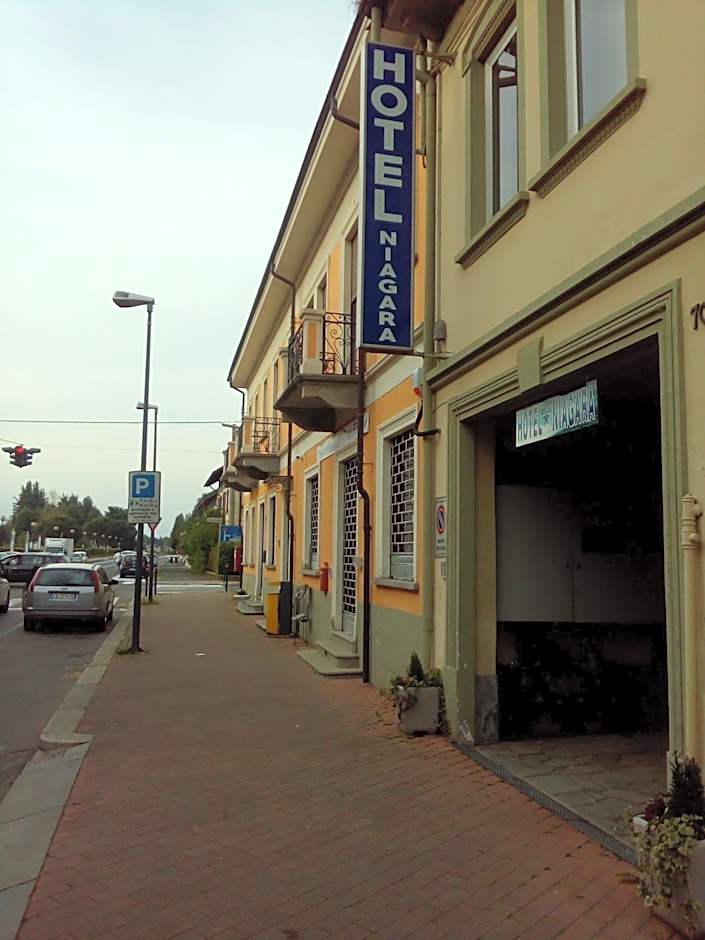Hotel Niagara