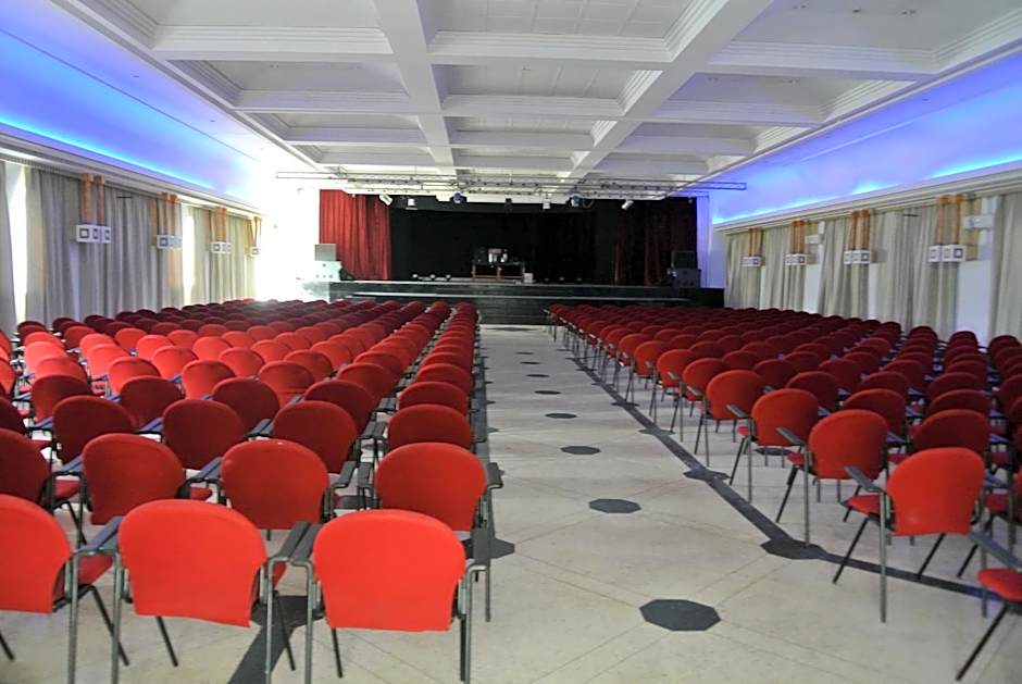 Valeria Jardins d'Agadir - All In