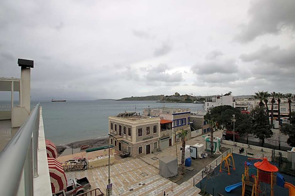 Artemis Hotel