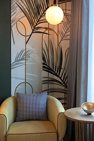 Comfort XL - King Room with Unlimited Self-Service Laundry