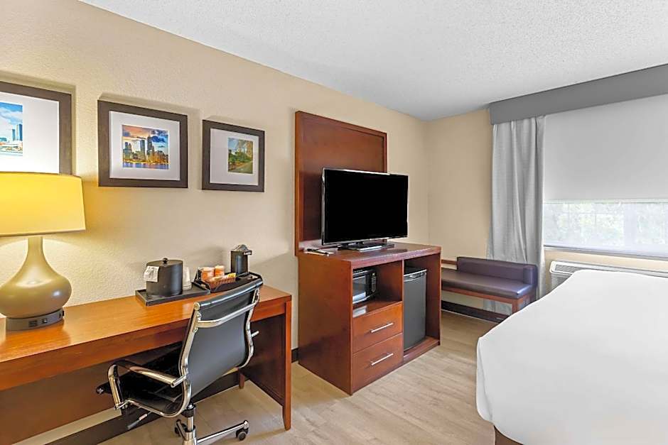 Comfort Suites Grayslake Near Libertyville North