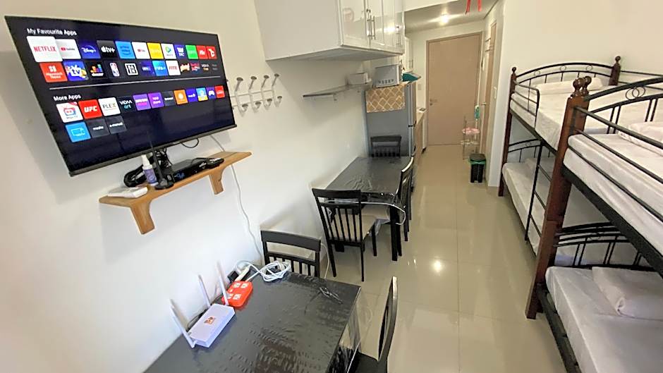 SMDC: Fully furnished studio-condo unit 