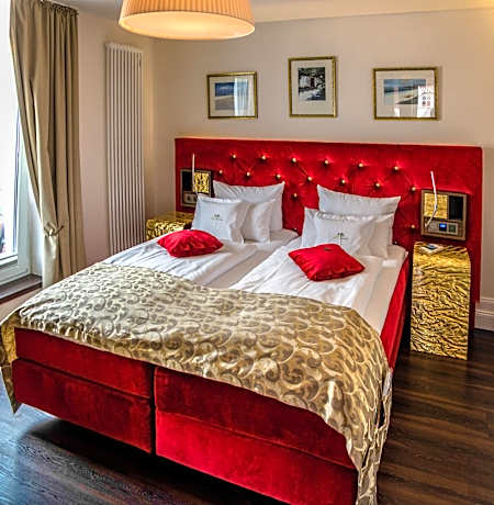 Grand Double Room with Balcony