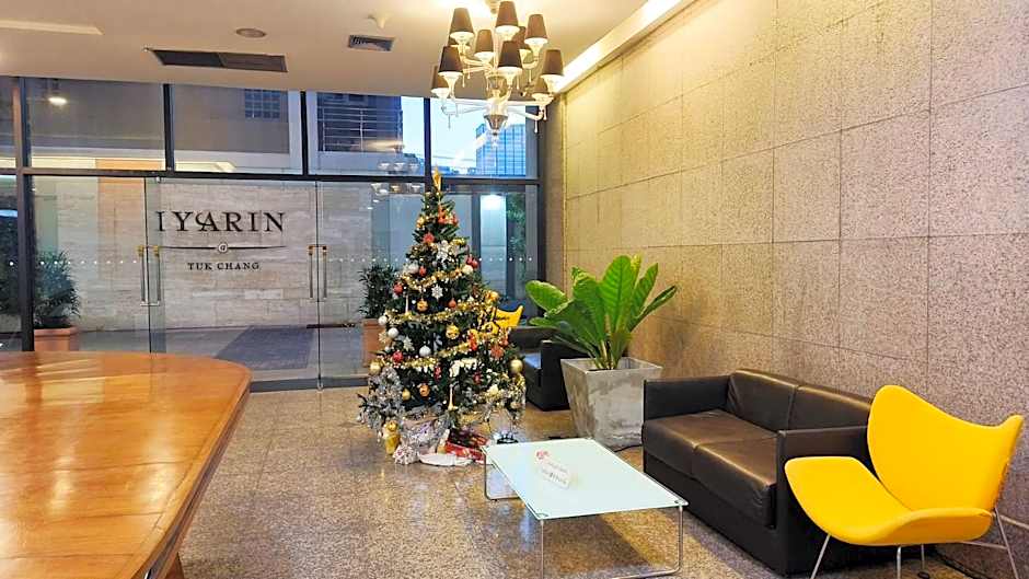 Iyarin@tuk Chang Ratchayothin Hotel
