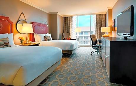 Deluxe Double Room with Two Double Beds and City View