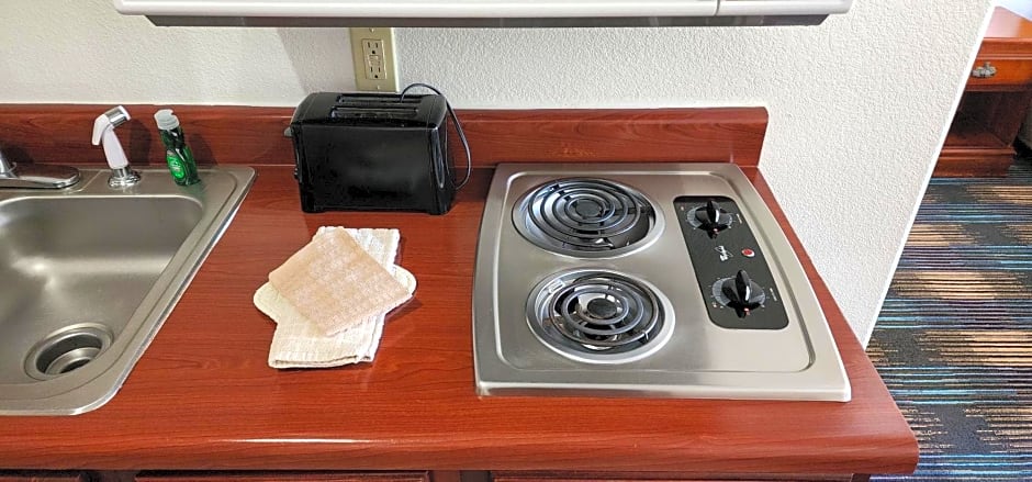 All Towne Suites