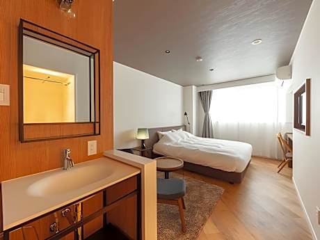 Yaza or Shichigaraku 7th and 8th floors, non-smoking